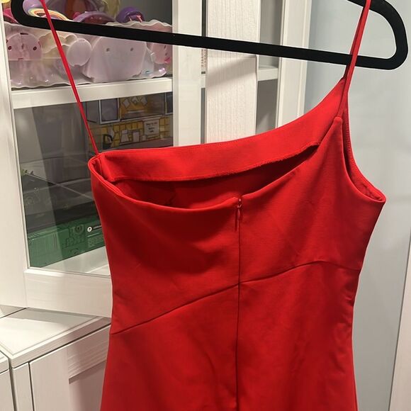 LIKELY Cassidy One Shoulder Sheath Cocktail Dress, Red, Size 4 - Picture 6 of 9